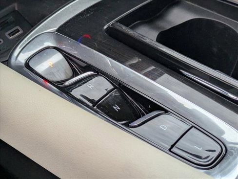 Used 2022 Buick Enclave Premium image 11