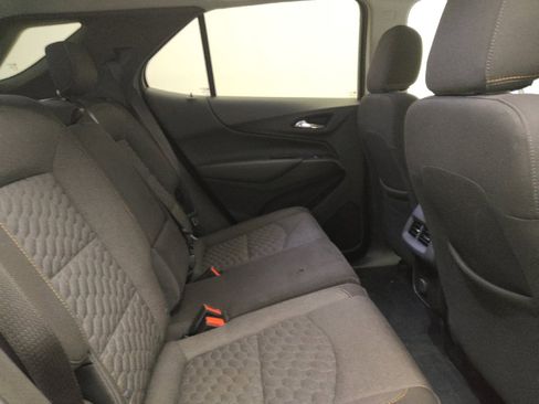 Used 2018 Chevrolet Equinox LT image 19