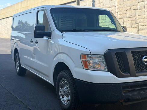 Used 2020 Nissan NV 1500 SV RWD image 34
