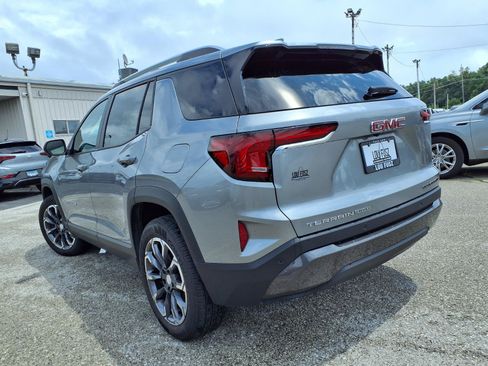 Used 2025 GMC Terrain Elevation w/ Elevation Premium Package AWD/4WD image 30