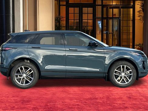 New 2026 Land Rover Range Rover Evoque S image 9