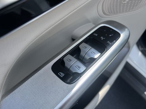 Certified 2025 Mercedes-Benz GLC 300 4MATIC image 15