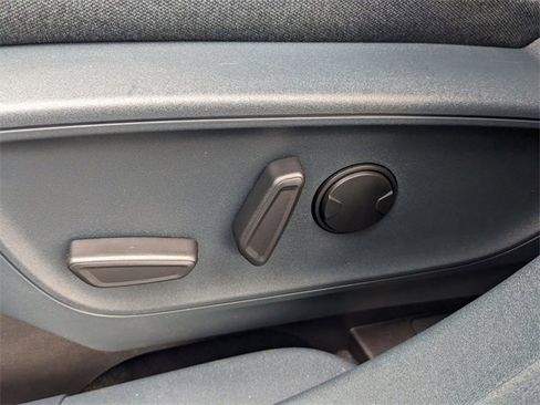 New 2025 Ford Maverick XLT w/ XLT Luxury Package image 10