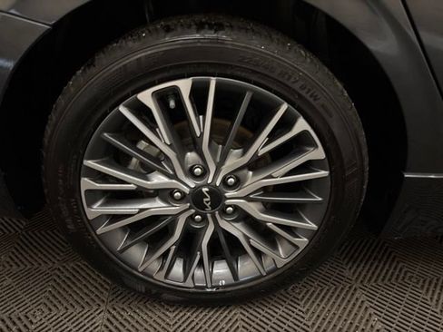 Used 2023 Kia Forte GT-Line w/ GT-Line Premium Package FWD image 25