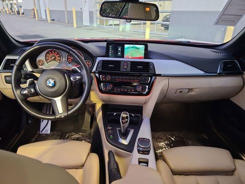 Used 2018 BMW 430i Convertible image 21