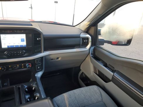 Used 2022 Ford F150 XLT w/ Trailer Tow Package AWD/4WD image 15