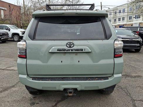 Used 2022 Toyota 4Runner Trail Special Edition AWD/4WD image 6