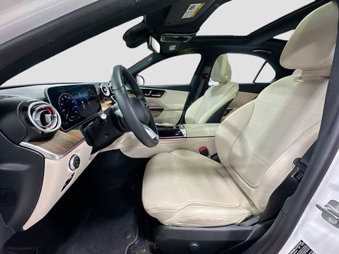Used 2023 Mercedes-Benz C 300 4MATIC Sedan image 13