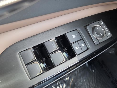Certified 2024 Lexus ES 350 w/ Premium Package FWD image 31