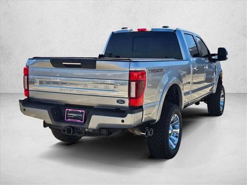 Used 2022 Ford F250 Platinum w/ Tremor Off-Road Package image 5
