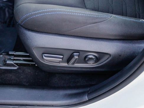 Used 2022 Toyota RAV4 SE image 22