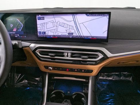 Used 2023 BMW 330i xDrive Sedan w/ Driving Assistance Package AWD/4WD image 37