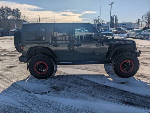 Used 2021 Jeep Wrangler Unlimited Sport image 7