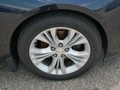 Used 2014 Chevrolet Impala LT FWD image 21
