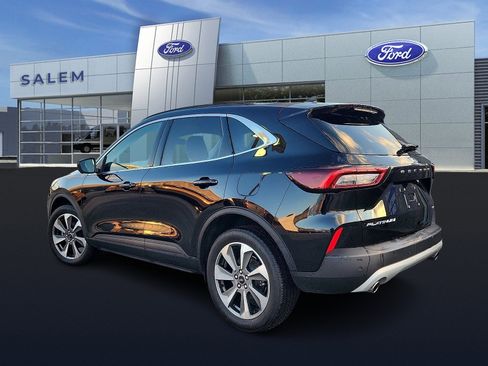 Used 2024 Ford Escape Platinum image 5