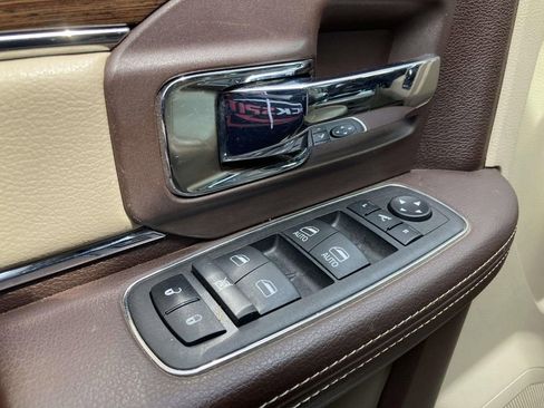 Used 2016 RAM 1500 Laramie w/ Convenience Group image 11