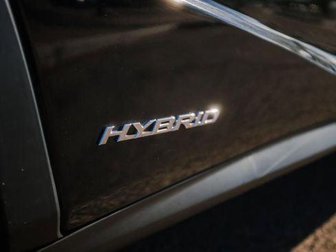 Used 2018 Lexus RX 450h AWD image 6