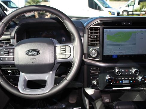 Certified 2025 Ford F150 Lariat w/ Equipment Group 501A Mid image 17