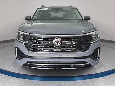 Used 2026 Volkswagen Atlas SEL Premium R-Line AWD/4WD image 2