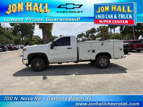Used 2024 Chevrolet Silverado 2500 W/T w/ WT Convenience Package RWD image 3