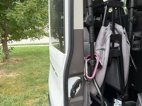 Used 2020 Ford Transit 150 XLT RWD image 24