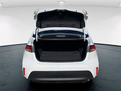 Used 2026 Toyota Corolla LE image 14