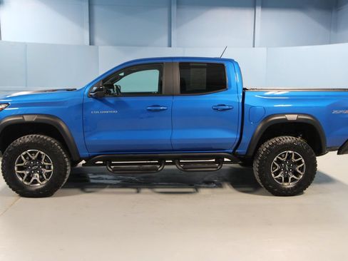 Used 2023 Chevrolet Colorado ZR2 w/ ZR2 Convenience Package III AWD/4WD image 32