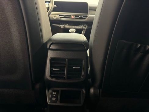 Used 2026 Kia Seltos EX FWD image 31