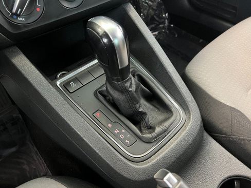 Used 2017 Volkswagen Jetta S FWD image 19
