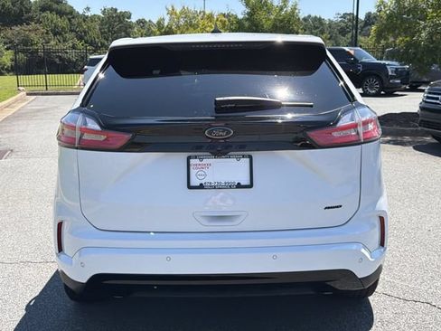 Used 2024 Ford Edge SE w/ Black Appearance Package AWD/4WD image 6