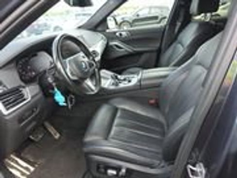 Used 2022 BMW X6 M50i w/ Dynamic Handling Package image 14