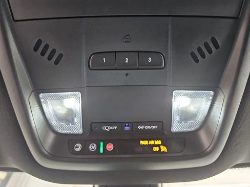Used 2024 Buick Enclave Premium AWD/4WD image 22