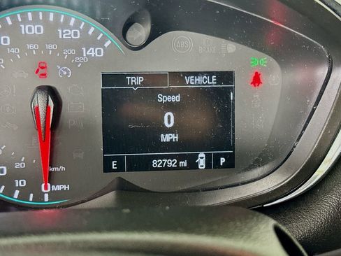 Used 2017 Chevrolet Trax LT AWD/4WD image 16