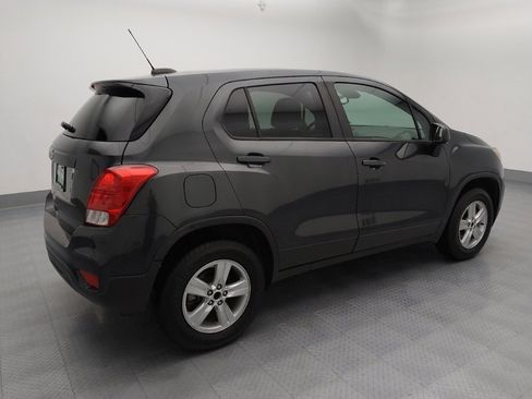 Used 2020 Chevrolet Trax LS w/ Tint and Cruise Package image 10
