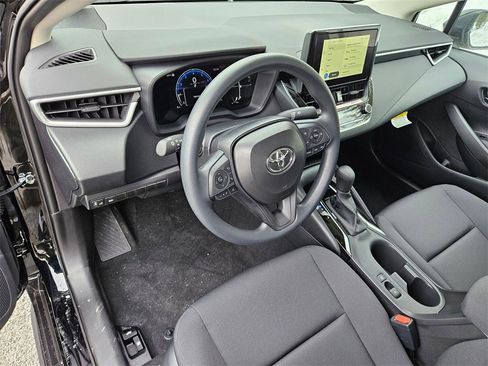 New 2026 Toyota Corolla LE image 9