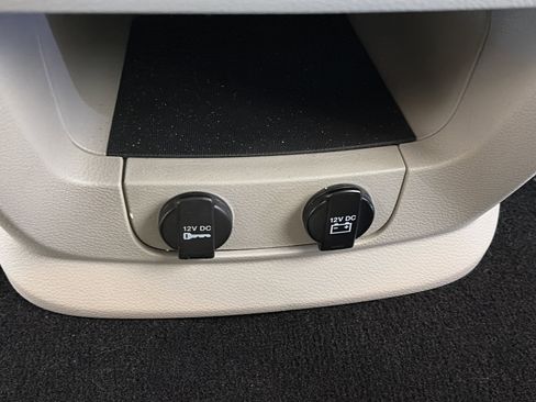 Used 2013 Dodge Grand Caravan SE image 14