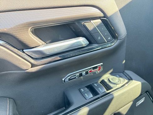 Certified 2022 GMC Sierra 1500 AT4 w/ AT4 Premium Package image 23