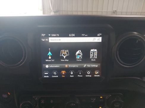 Used 2022 Jeep Gladiator Sport AWD/4WD image 23