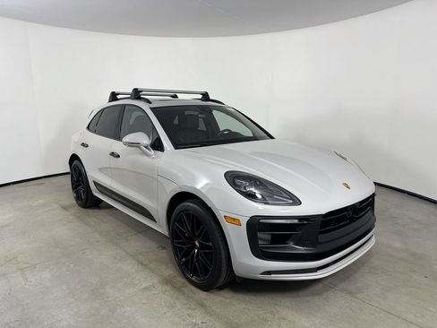 Certified 2023 Porsche Macan GTS AWD/4WD image 9
