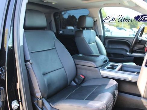 Used 2016 GMC Sierra 1500 SLT w/ All-Terrain Package AWD/4WD image 11