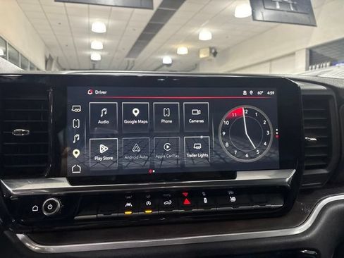 Used 2025 GMC Sierra 1500 SLT AWD/4WD image 24