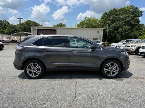 Used 2015 Ford Edge Titanium FWD image 8