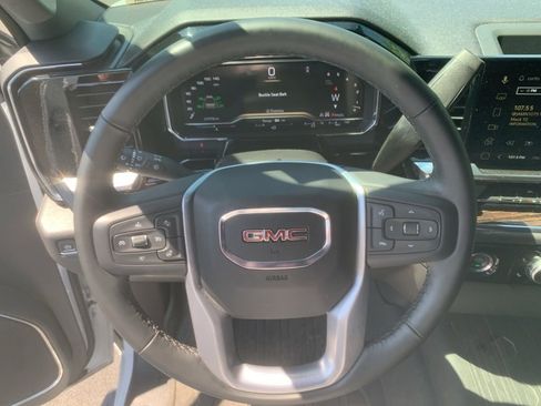 Used 2024 GMC Sierra 1500 Elevation w/ LPO, Elevation Black Package AWD/4WD image 15