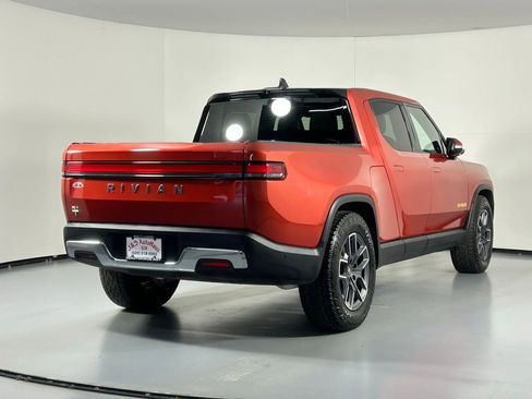Used 2023 Rivian R1T Adventure image 7