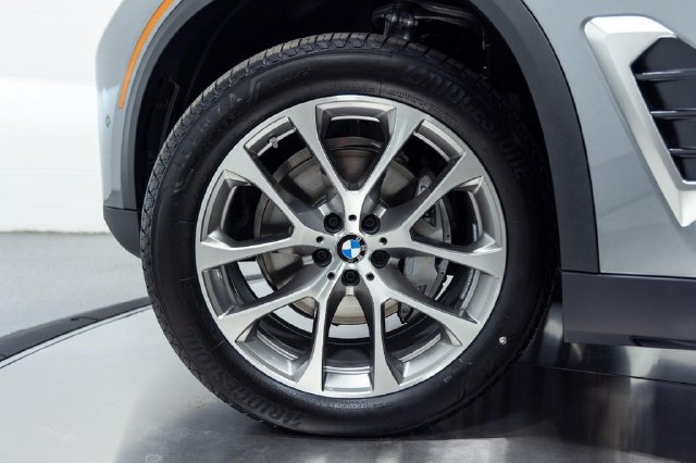 Certified 2026 BMW X5 xDrive40i AWD/4WD image 21