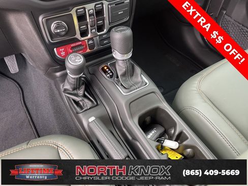 New 2026 Jeep Gladiator Mojave image 11