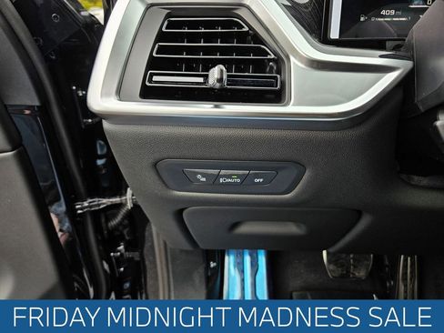 New 2026 BMW X5 M60i image 17