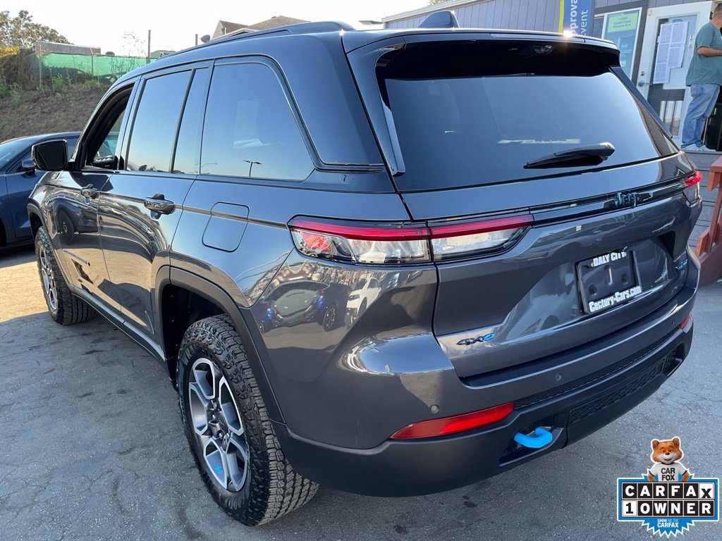 Used 2023 Jeep Grand Cherokee Trailhawk w/ Advanced Protech Group II AWD/4WD image 90