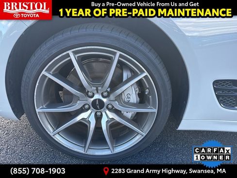 Used 2025 Genesis G70 2.5T image 9