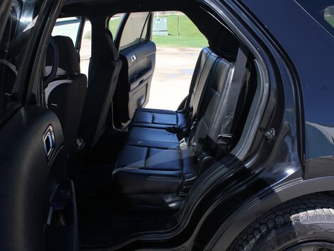 Used 2016 Ford Explorer 4WD Police Interceptor image 35